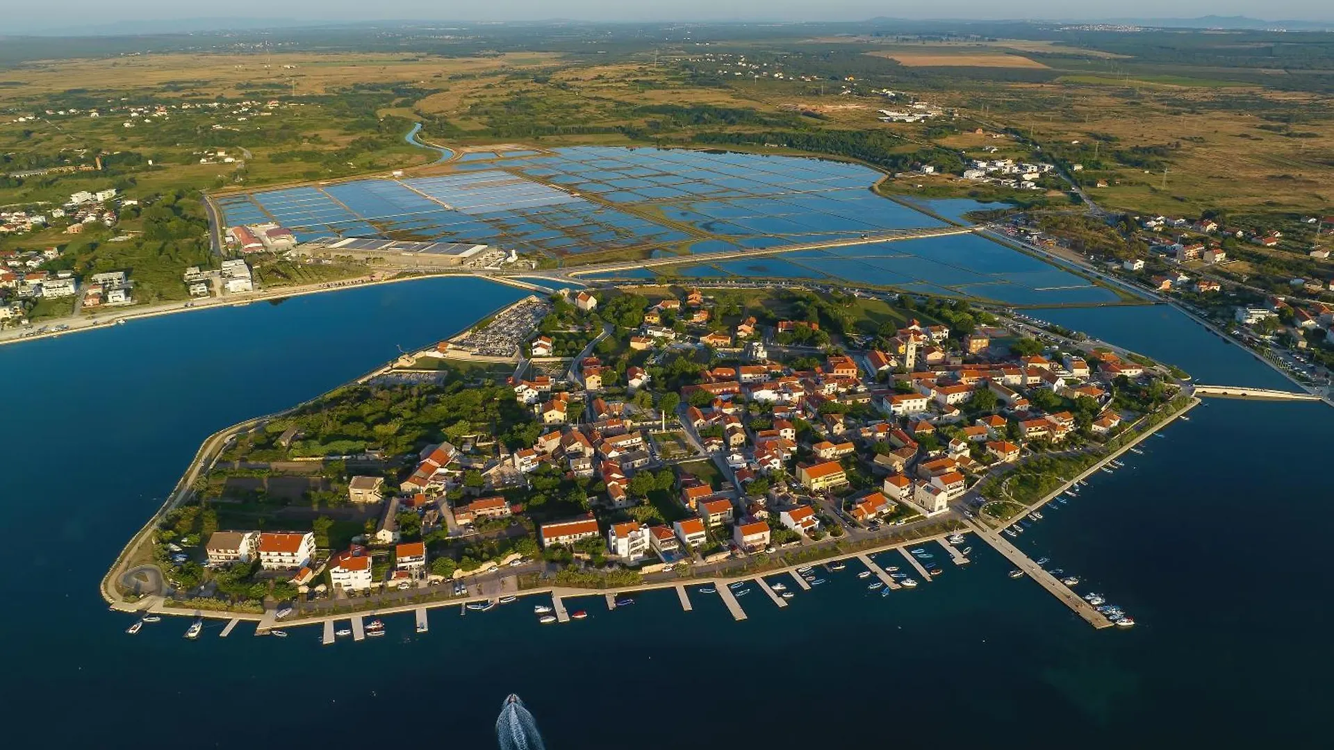 Apartment Loli - Nin 0*,  Croatia